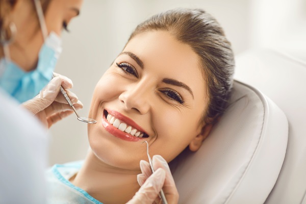 Practical Care Tips Following Cosmetic Dentistry Procedures